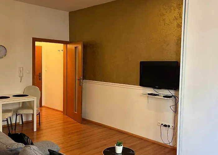 Butique In The Center *